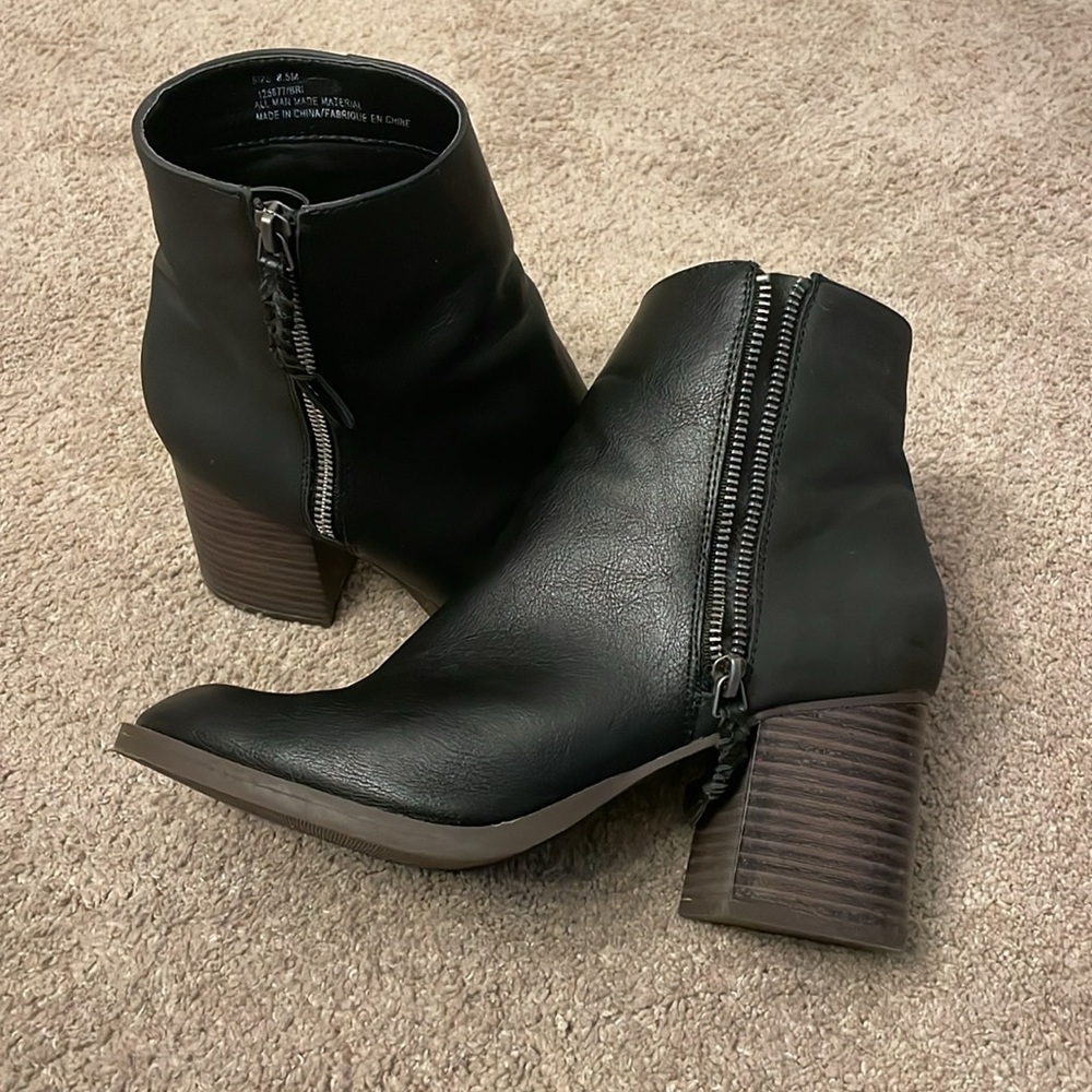 Maurices Black Zipper Ankle Boot
